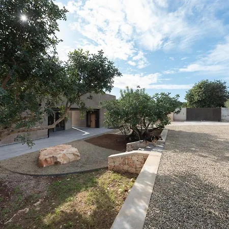 Villa Nemini Teneri - Isulatravel